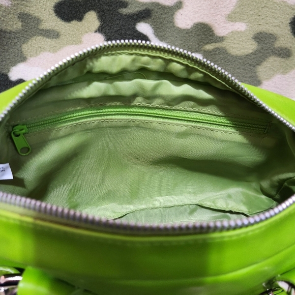 Lime Purse - Picture 9 of 16